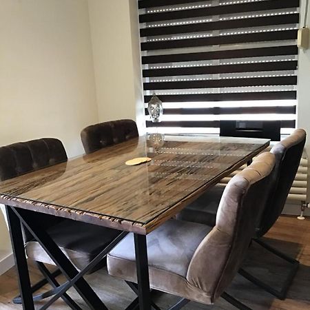 Chic Appartement In Sas Van Gent Eksteriør bilde