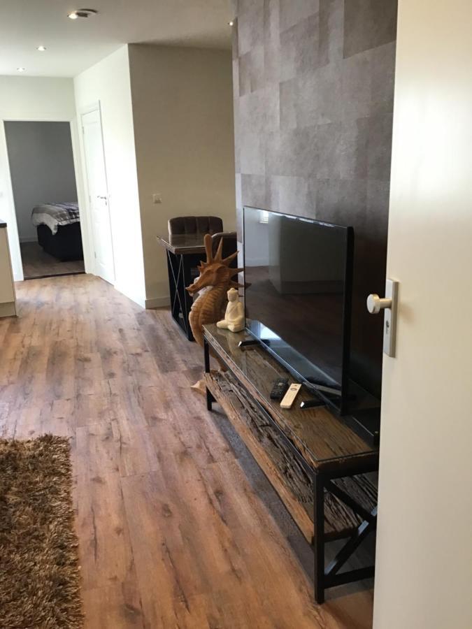 Chic Appartement In Sas Van Gent Eksteriør bilde