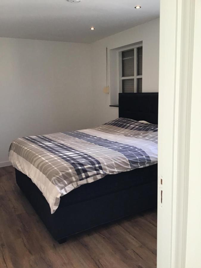 Chic Appartement In Sas Van Gent Eksteriør bilde